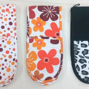 DOUBLE OVEN GLOVE - PRINTED 1